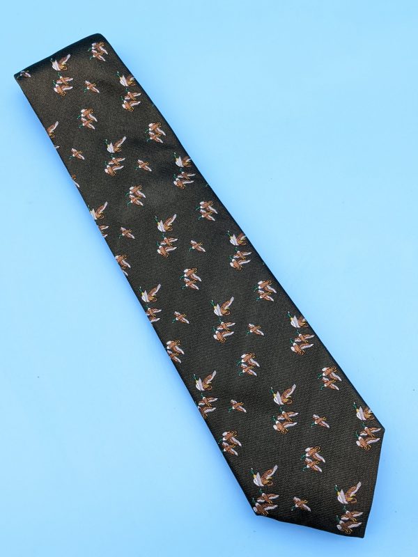 Charles Tyrwhitt Tie with Flying Ducks Motive